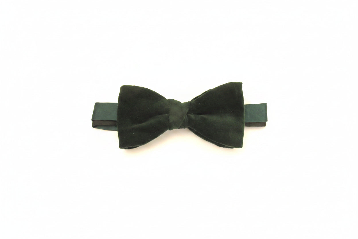 Van Buck Velvet Bow Tie