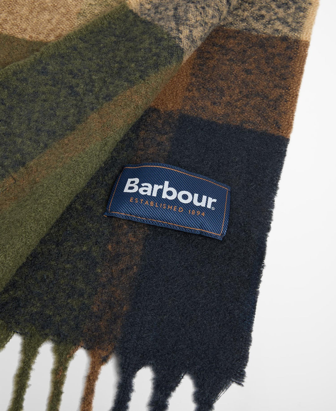 Barbour Westerdale Beanie &amp; Scarf Gift Set - Olive/Navy